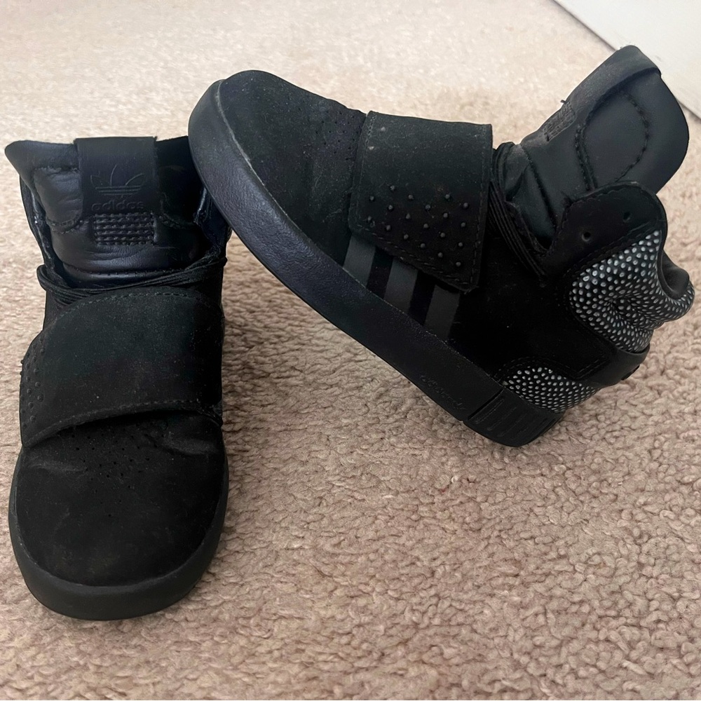 Adidas high tops black - girls boys toddler - Size toddler 8